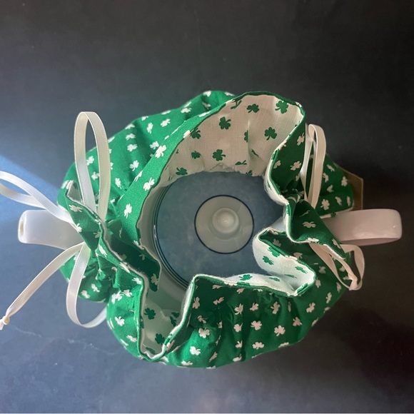 Shamrock Teapot Cosy NWT - Picture 4 of 5